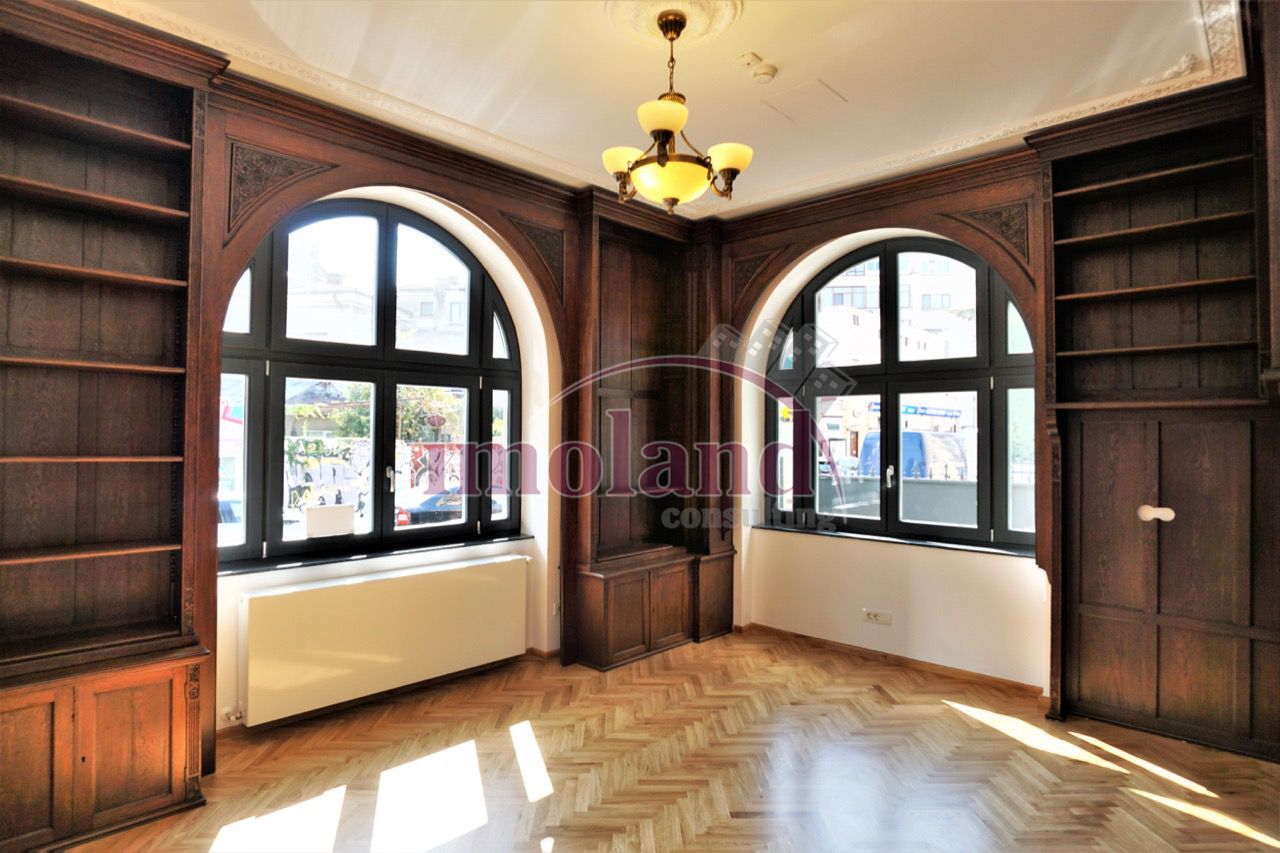 Vila impunatoare - 20 camere - birouri - Romana-Lahovari - Poză 4