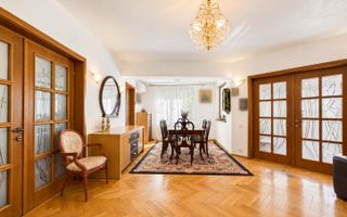 Vilă cu 8 camere de vânzare, piscina, livada, iesire la Balta Pasarea - Poză 8