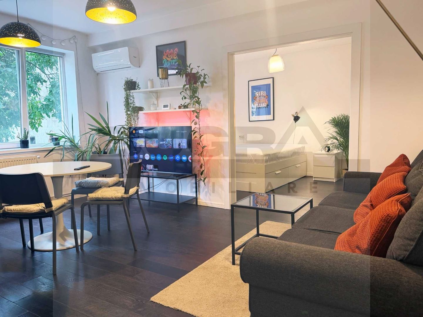 Apartament cu 3 camere la cheie, 56 mp, etaj intermediar, in Centru - Poză 2