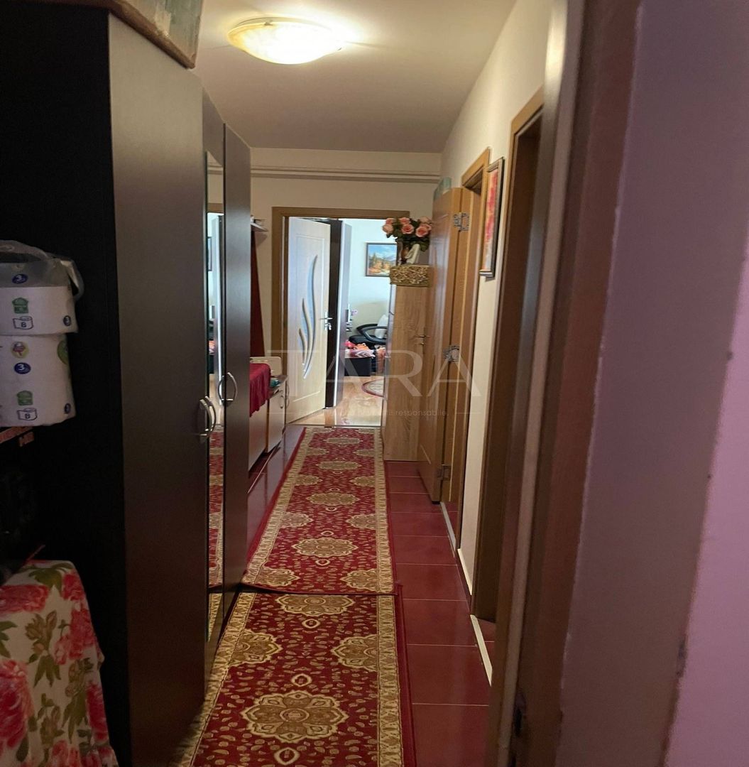 Apartament de 2 camere de vânzare în Florești, zona Eroilor. - Poză 3