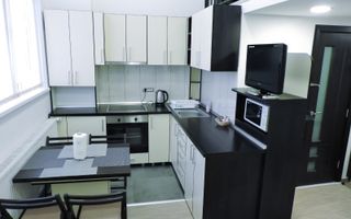 APARTAMENT CU 1 CAMERA+DORMITOR LA ETAJ - Poză 2