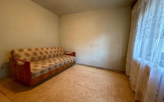 De vanzare apartament cu 3 camere pe strada Izlazului! - Poză 3