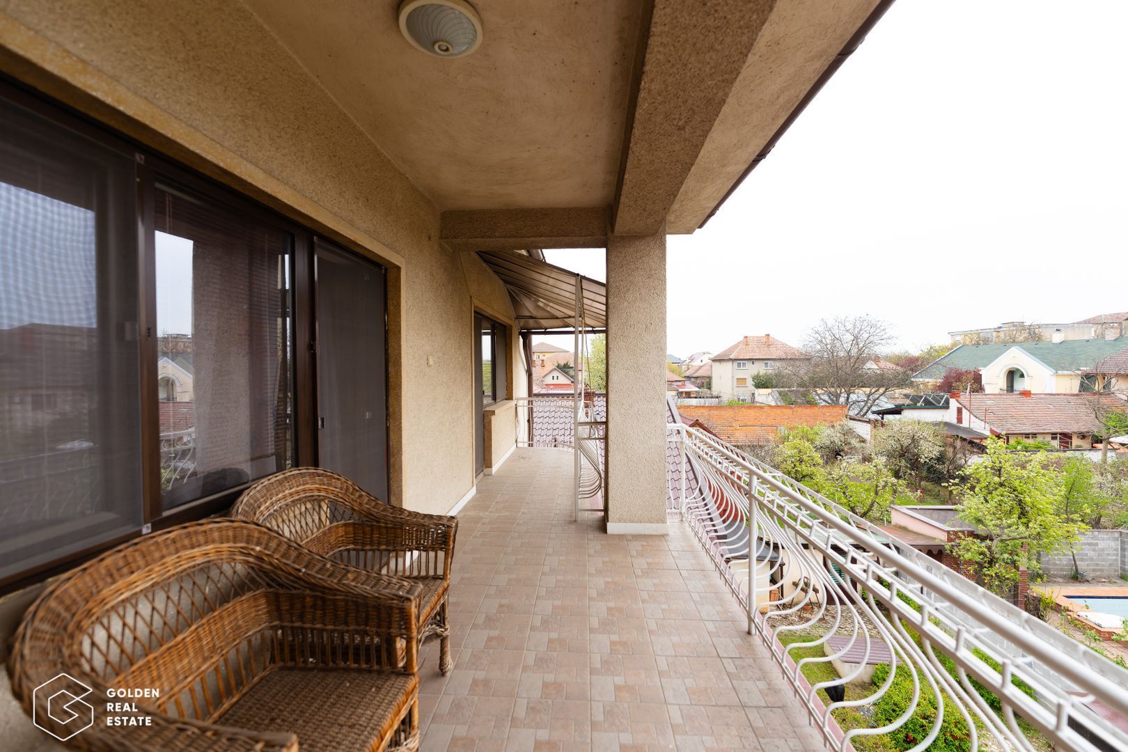 Vila multifunctionala langa Montessori House - Poză 5