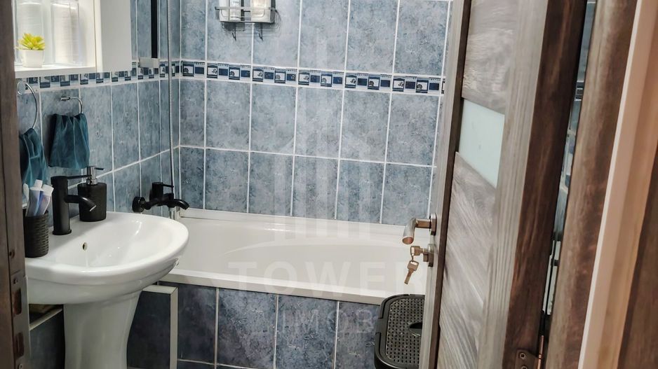 Apartament 3 camere decomandat, etaj intermediar - Poză 9