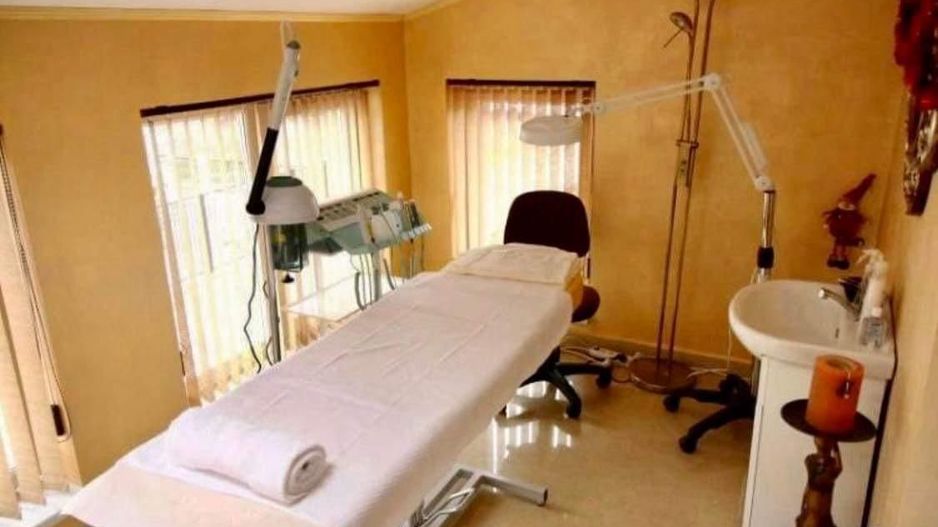 Titan Coafor,masaj sau alte activitati - Poză 3