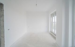 Tomis Nord - Vanzare apartament decomandat cu 3 camere, bloc nou. - Poză 10