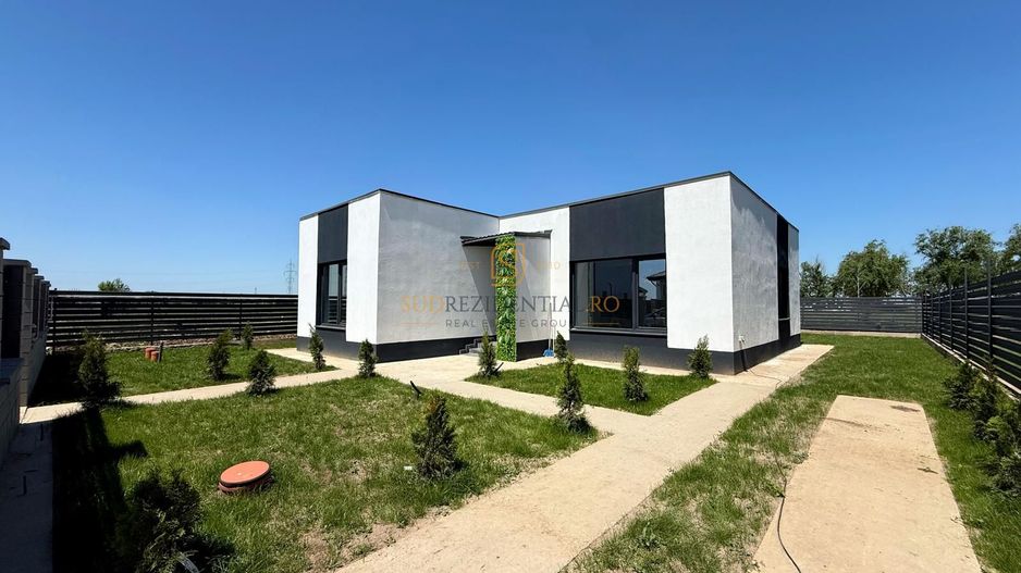 Casa Individuala cu 3 camere, 2 bai, teren 375 mp - zona centrala - Poză 2