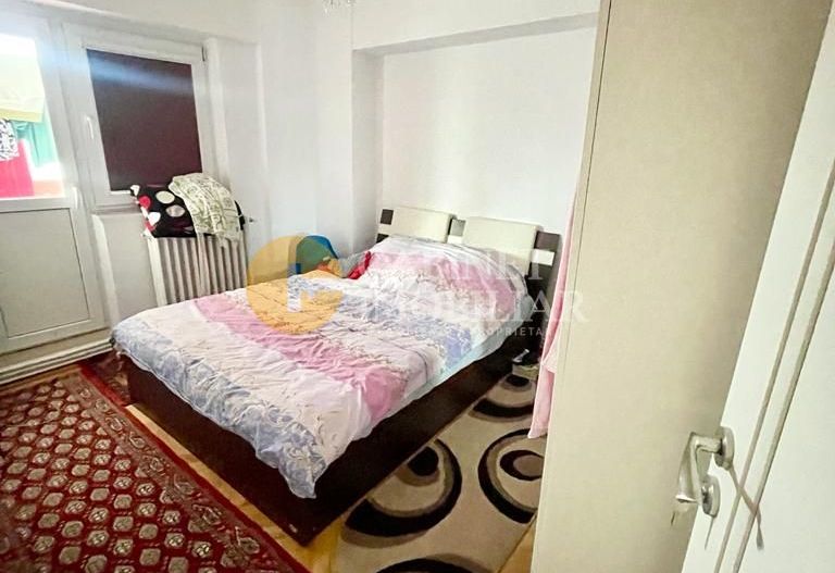 Billa -Gara Etaj Intermediar Apartament 4 camere- 96mp - Poză 3