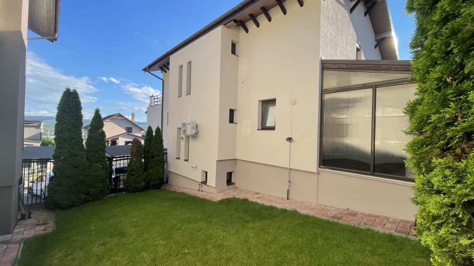 Casa de inchiriat pe str.Voronet - Poză 2