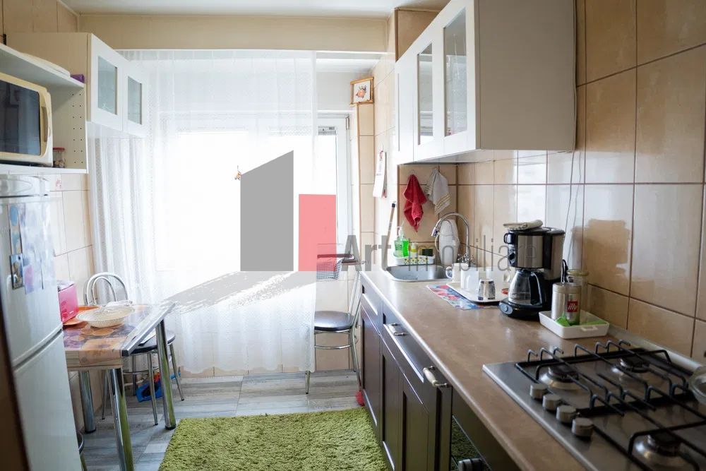 3 Camere Decebal - Poză 1