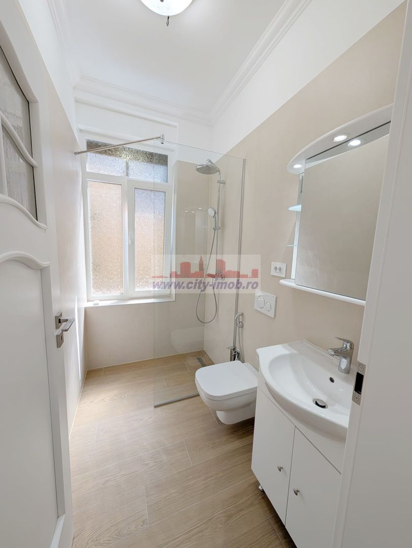 Inchiriere casa 5 camere,  Piața Victoriei,  Renovata 2025 - Poză 19