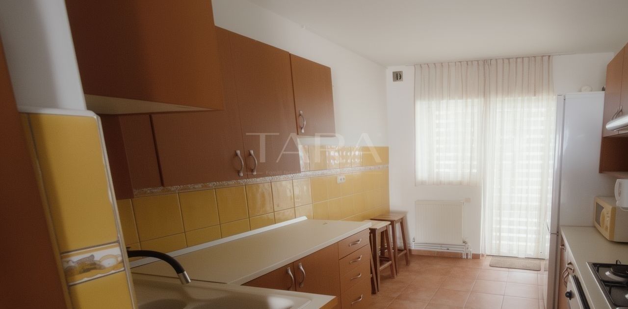 Apartament spațios, mobilat modern, cu parcare și garaj– zona Câmpului - Poză 7
