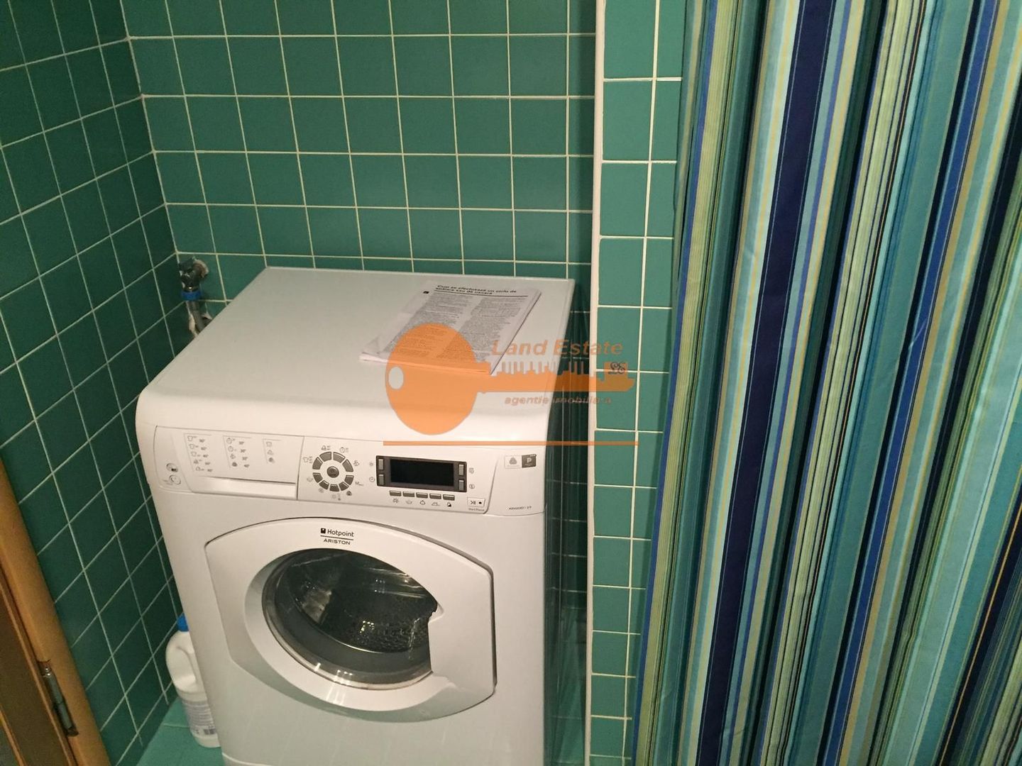 Vanzare 3 camere Vacaresti ( bloc 1985-aproape de metrou ) - Poză 29