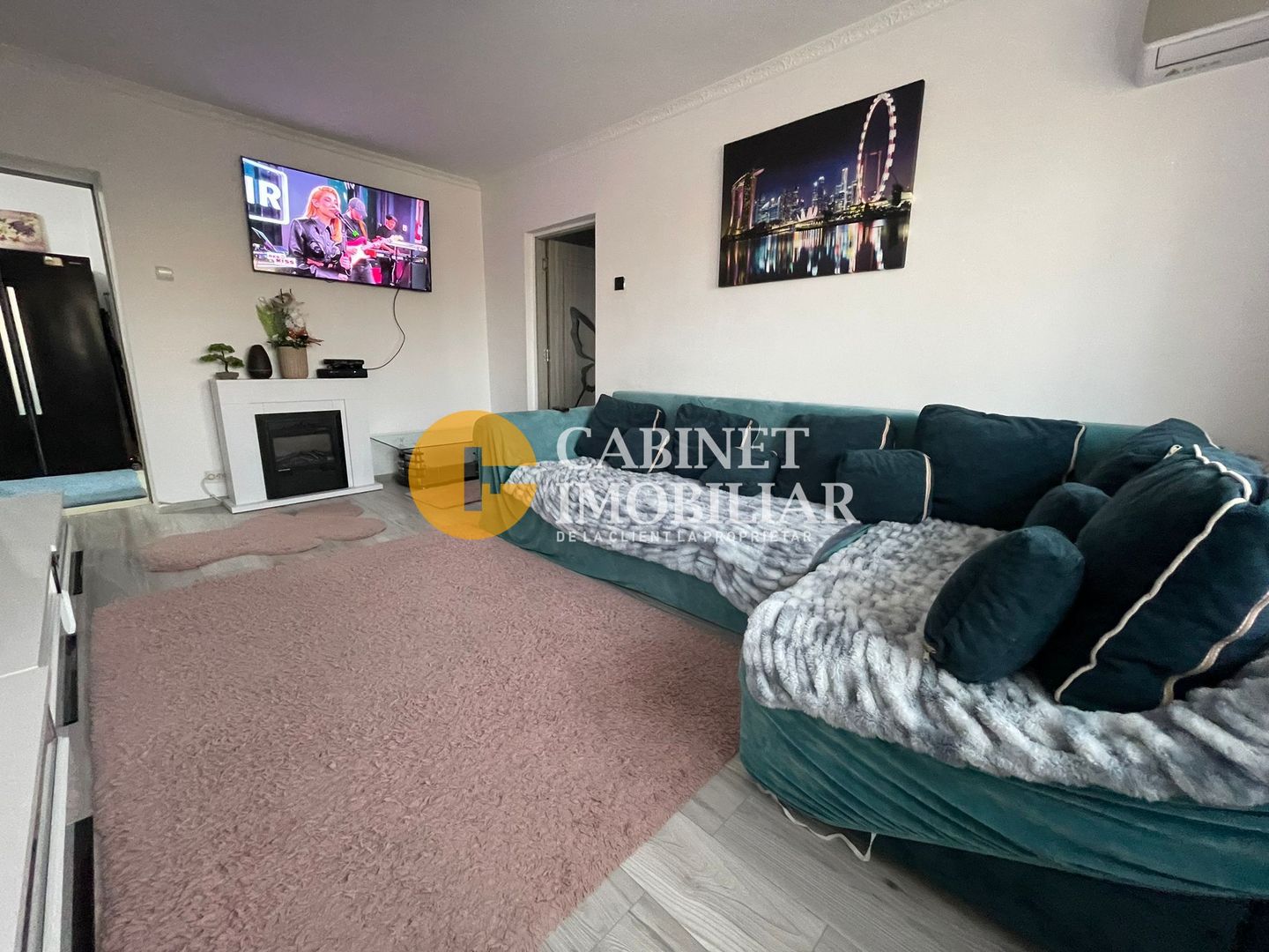 FARA RISC - PODU ROS - LICEUL EMIL RACOVITA - 3 CAMERE - RENOVAT - Poză 1