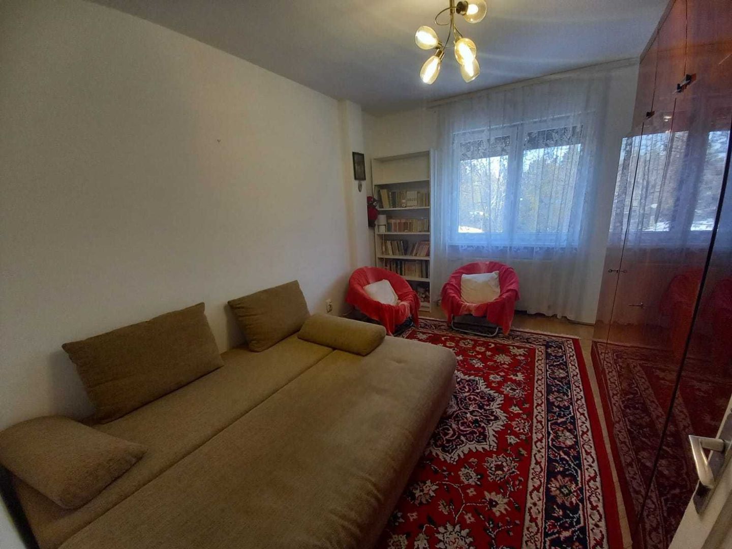 2 cam Universitate Magheru Batistei - Poză 3