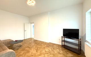 Apartament 2 camere, ultracentral,perfect pentru locuință sau investie - Poză 2