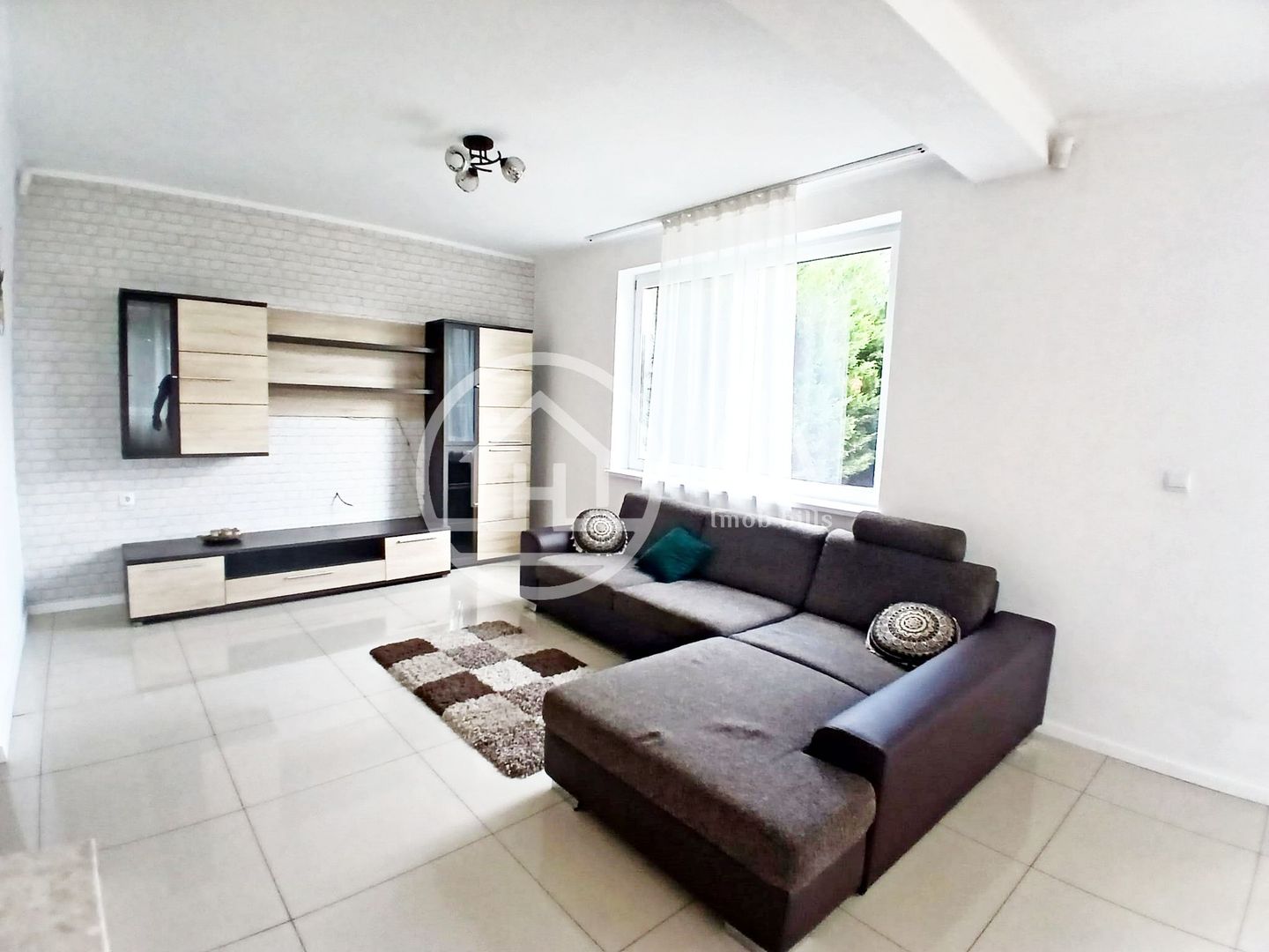 Casă de închiriat cu 4 camere în zona Oncea, Oradea - Poză 4