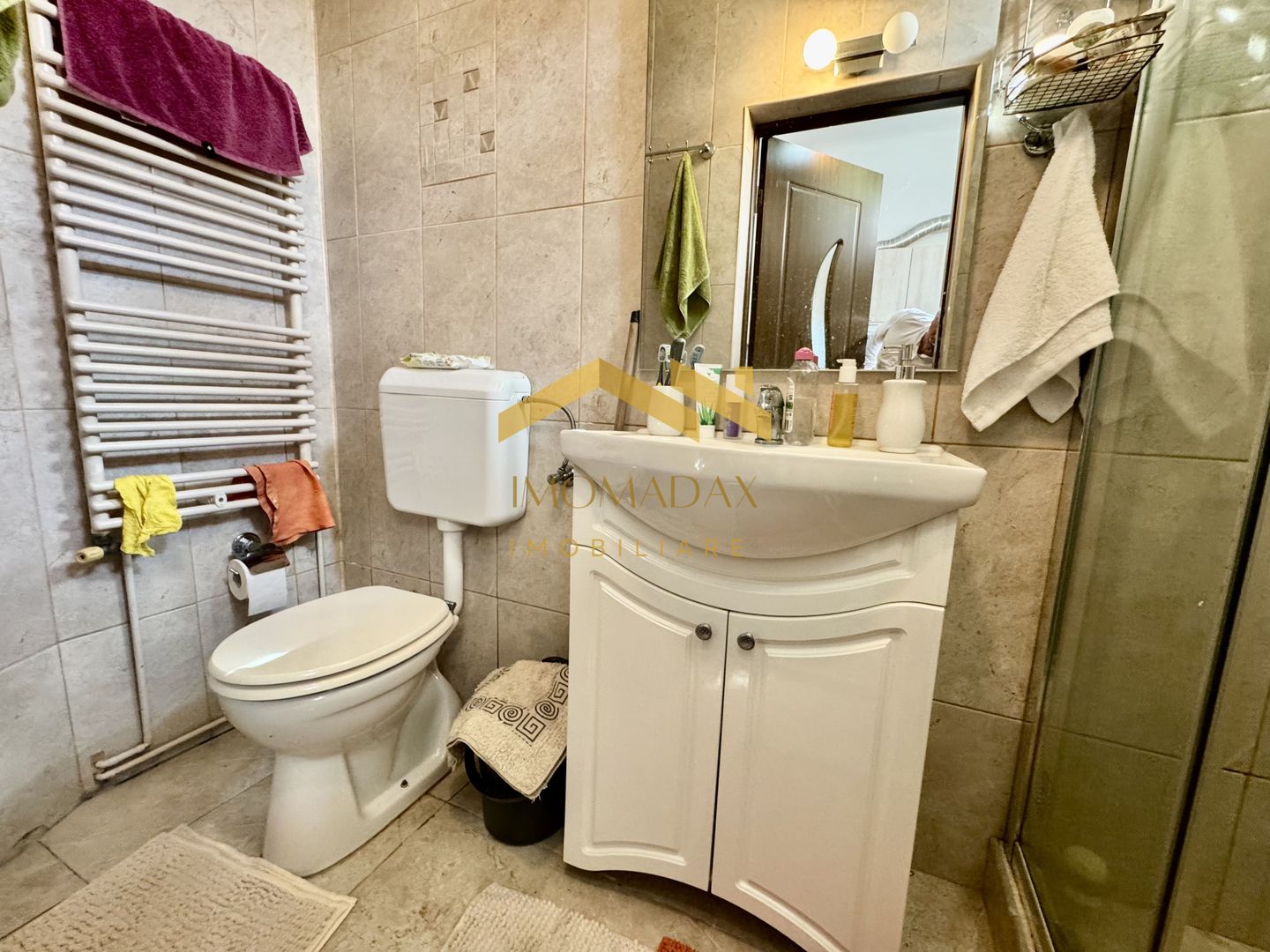 Lunei-Apartament 1 Camera-Centrala Proprie - Poză 13