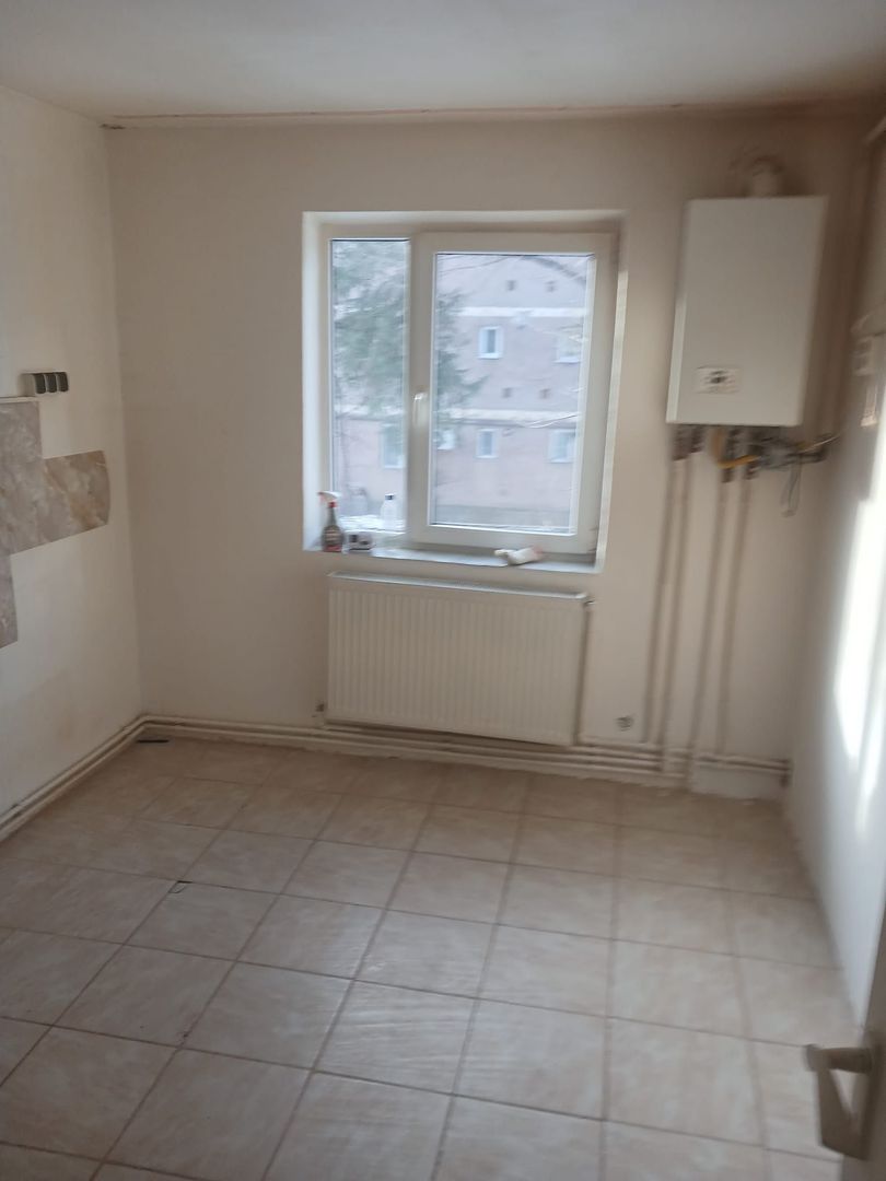 Apartament recent restructurat zona micro 14 - Poză 6
