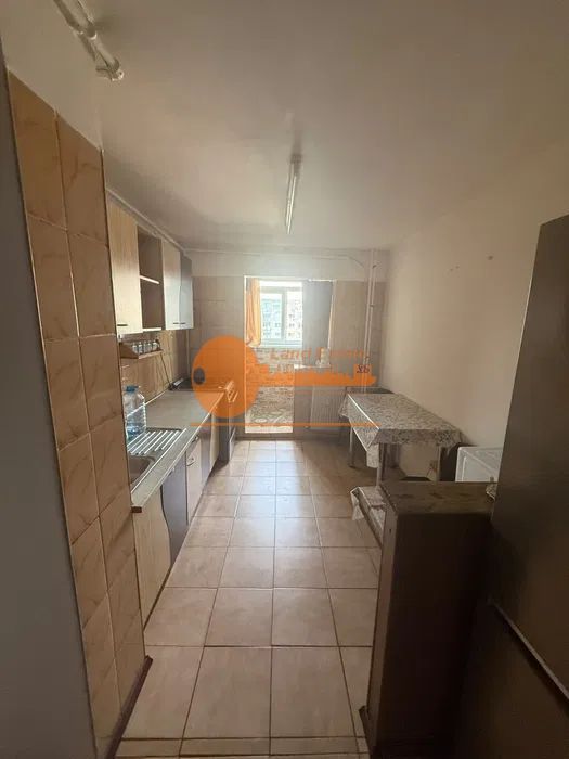 Apartament cu 3 camere zona Crangasi-Reabilitat Termic - Poză 4