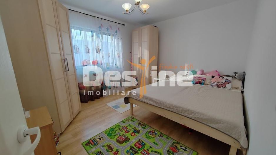 VOROVEȘTI - Casă individuală P+POD + 573 mp teren - Poză 10