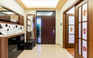 Vila premium de vanzare Balotesti/ piscina/ ponton/ deschidere la lac - Poză 10