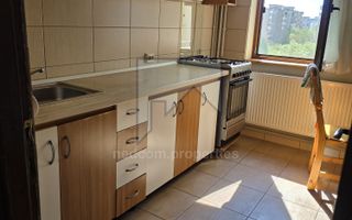 Inchiriere apartament 3 camere str. Novaci - Sebastian - Poză 1