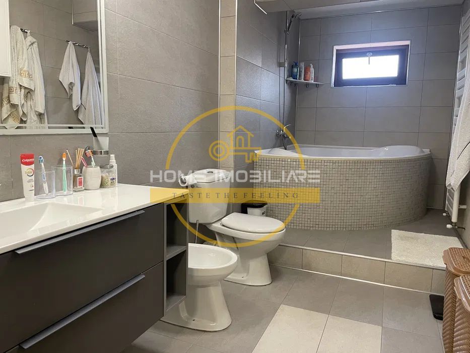 Apartament 3 Camere /Penthouse /130mp/2bai zona Rond Vechi!+ 1 Loc de parcare! - Poză 6