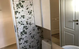Casa deosebita in zona semicentrala - Poză 20