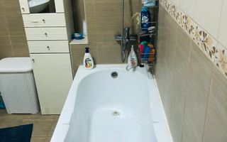 BRASADAS vinde casa cu 3 cam teren 5 ari in zona Piata Mare. - Poză 5