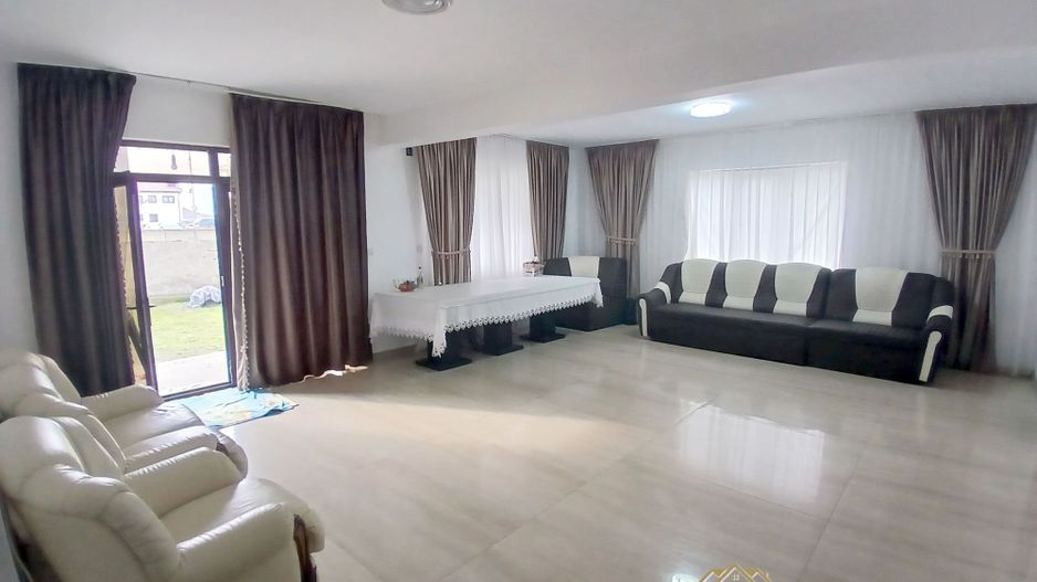 Vilă Spațioasă cu 6 camere, 234mp construiți, în Cartier Tineretului - Poză 6