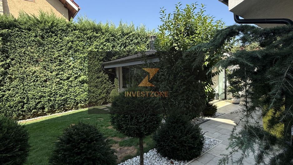 Vilă Lux  Oradea-strada Calimanestilor - Poză 25