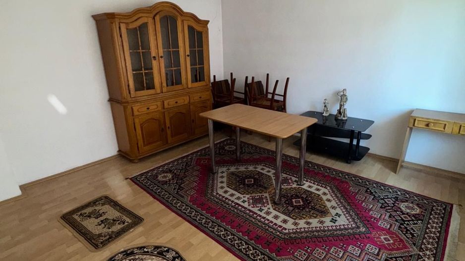 vand casa zona Biserica Noua , P+ET 1 - Poză 2