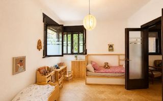Proprietate rara pe o strada boema - Poză 6