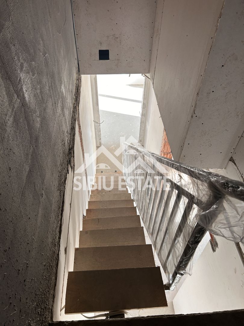 Apartament modern 2 camere, pod amenajabil, balcon,  parcare inclusa - Poză 10