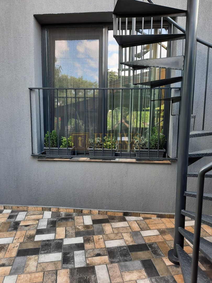 2 camere modern zona linistita centrala - Poză 16