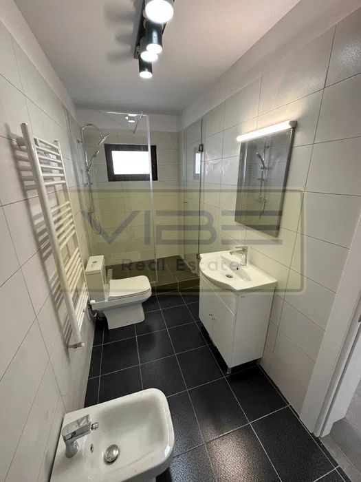 Vila Bucium Lidl-  PRETABILA BIROU/ LOCUINTA ! - Poză 2