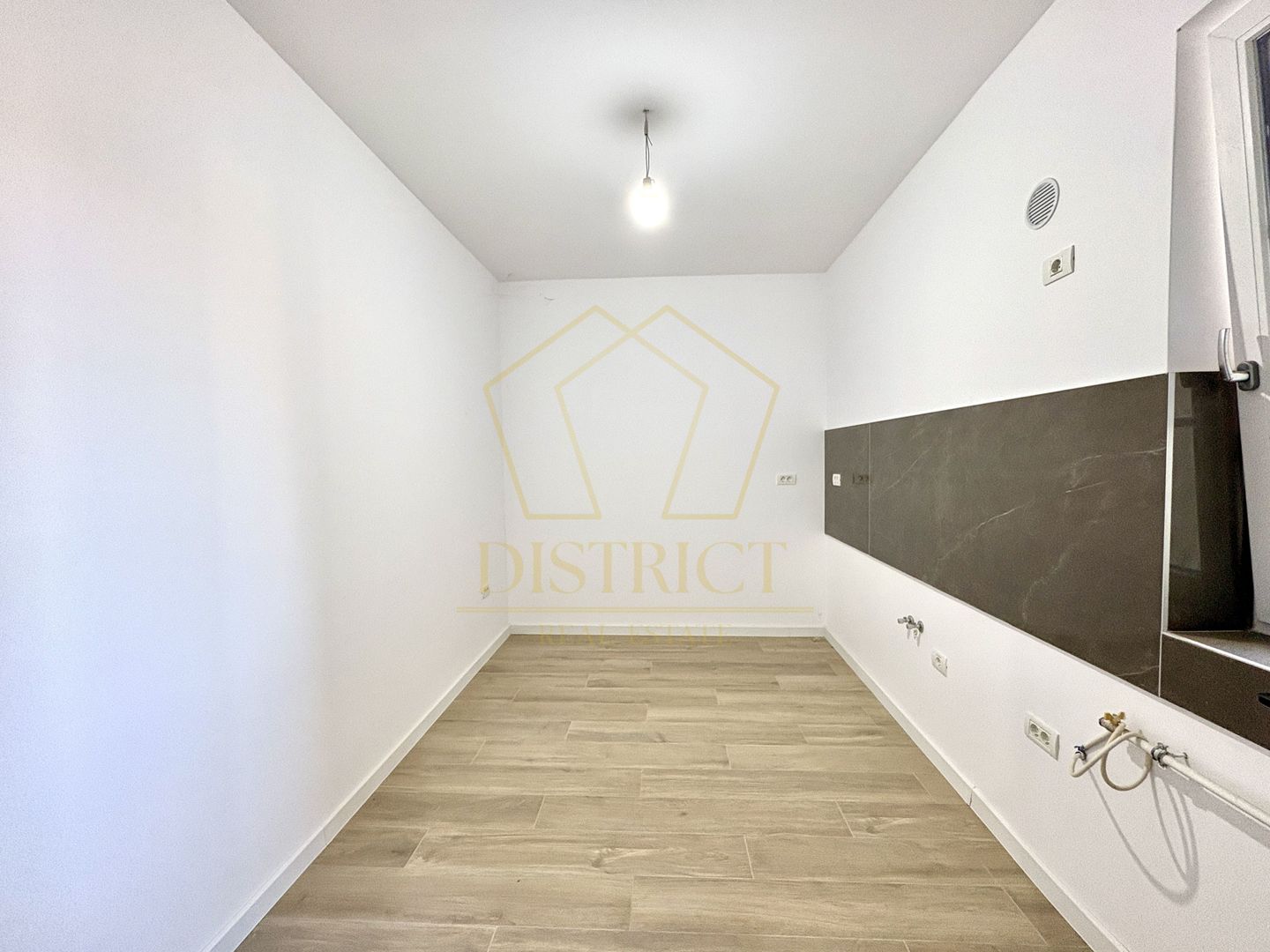 Apartament modern cu o camera si pod | Giroc | Penny - Poză 1