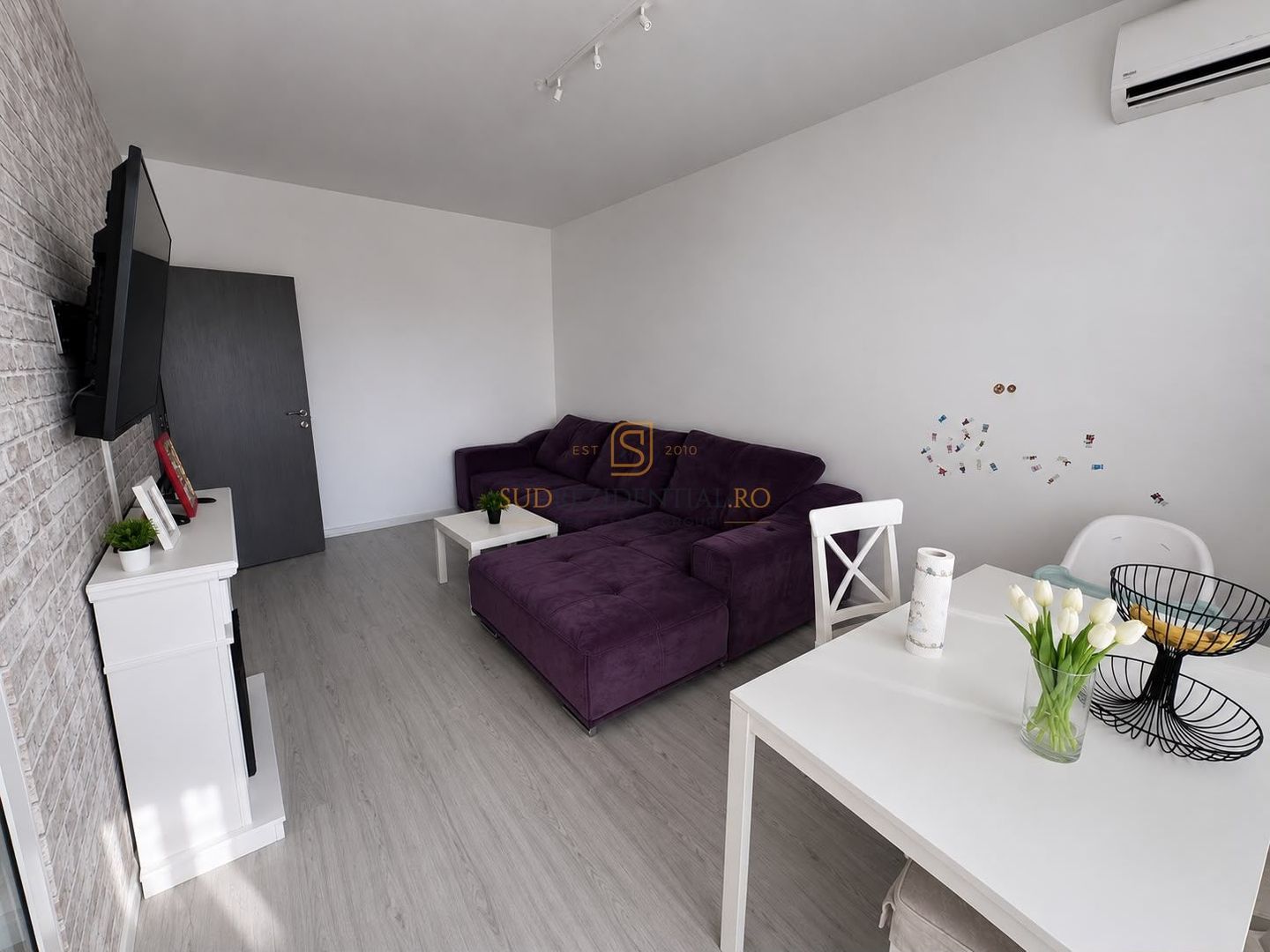 Apartament 2 camere de vanzare, decomandat, acces facil la metrou - Poză 2