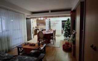 BRASADAS vinde ap cam etaj 2 in zona Avram Iancu. - Poză 1