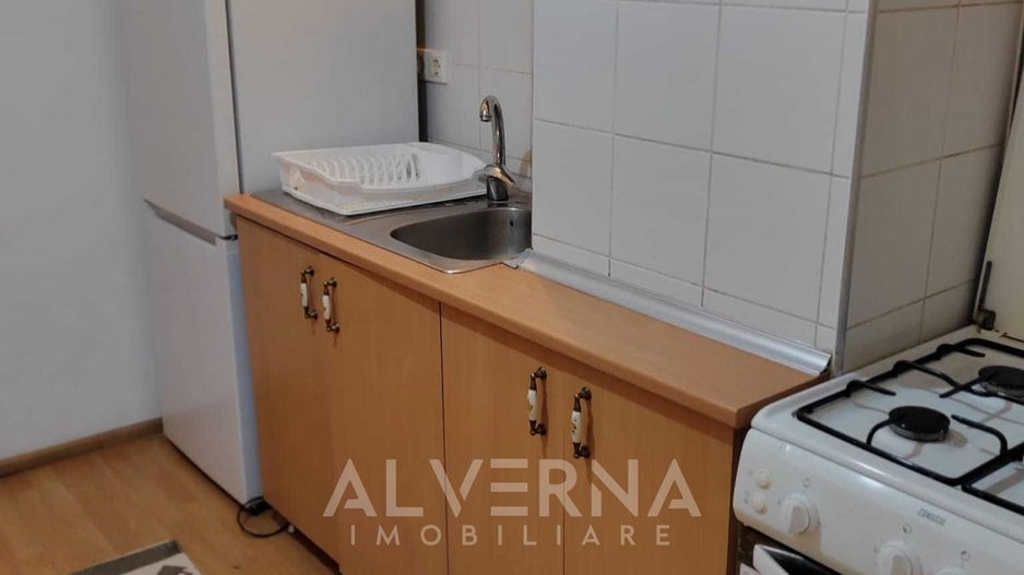 Apartament 2 camere decomandate | balcon | parcare | zona Semicentral - Poză 3