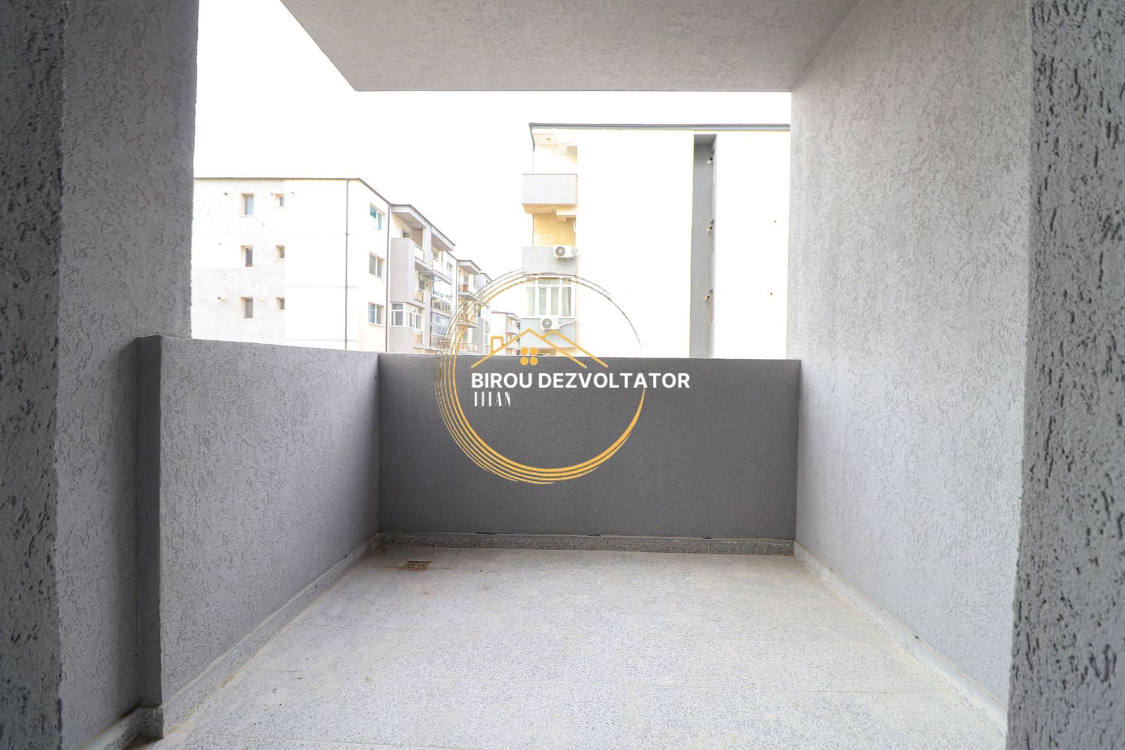 Ansamblu modern TVA 9% Decomandat finisaje moderne Pallady titan Parc - Poză 7