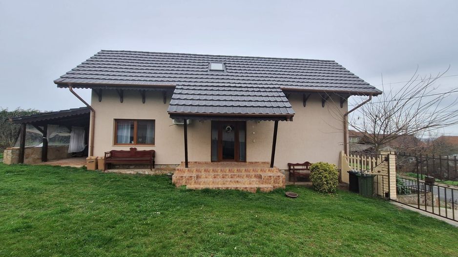 Oaza de liniste in Sacadat, teren generos de 3262m2-127.800 euro neg - Poză 2