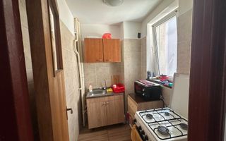 2 camere vanzare, luminos, posibilitate parcare - Poză 6