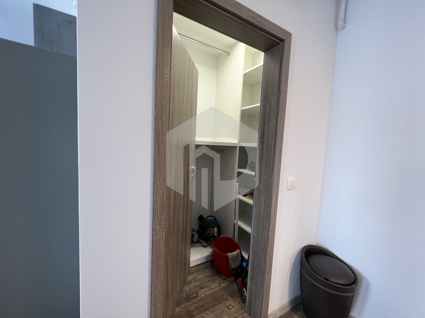 Apartament ultra-modern de 3 camere+terasa+ 2 parcari- mobilat/utilat - Poză 8