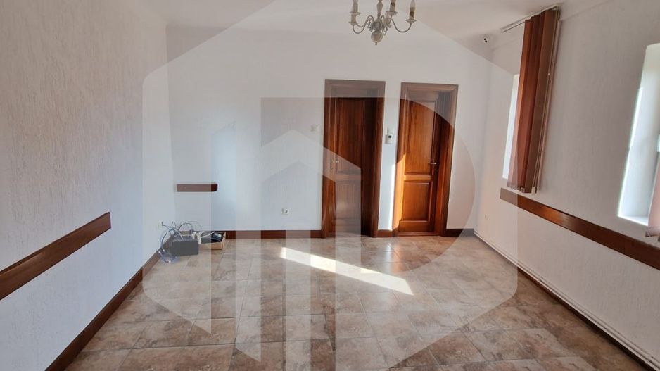 Spatiu de birouri | De inchiriat | 69mpu | Centru | Etaj 2 - Poză 4