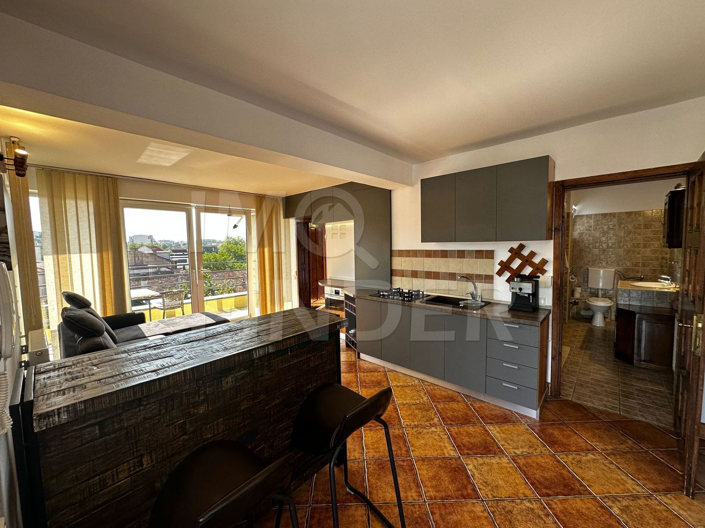 Inchiriere apartament 3 camere in Vila, Central - Poză 3