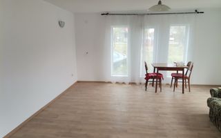 Vanzare vila Hintesti, stradal - Poză 3