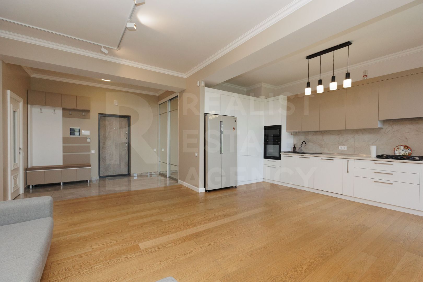 Chirie, apartament, 3 camere, bd. Ştefan cel Mare şi Sfînt, Centru - Poză 3