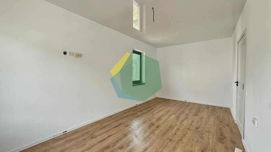 Vila duplex moderna nouă în Otopeni | Curte 160mp | Mutare imediată - Poză 13